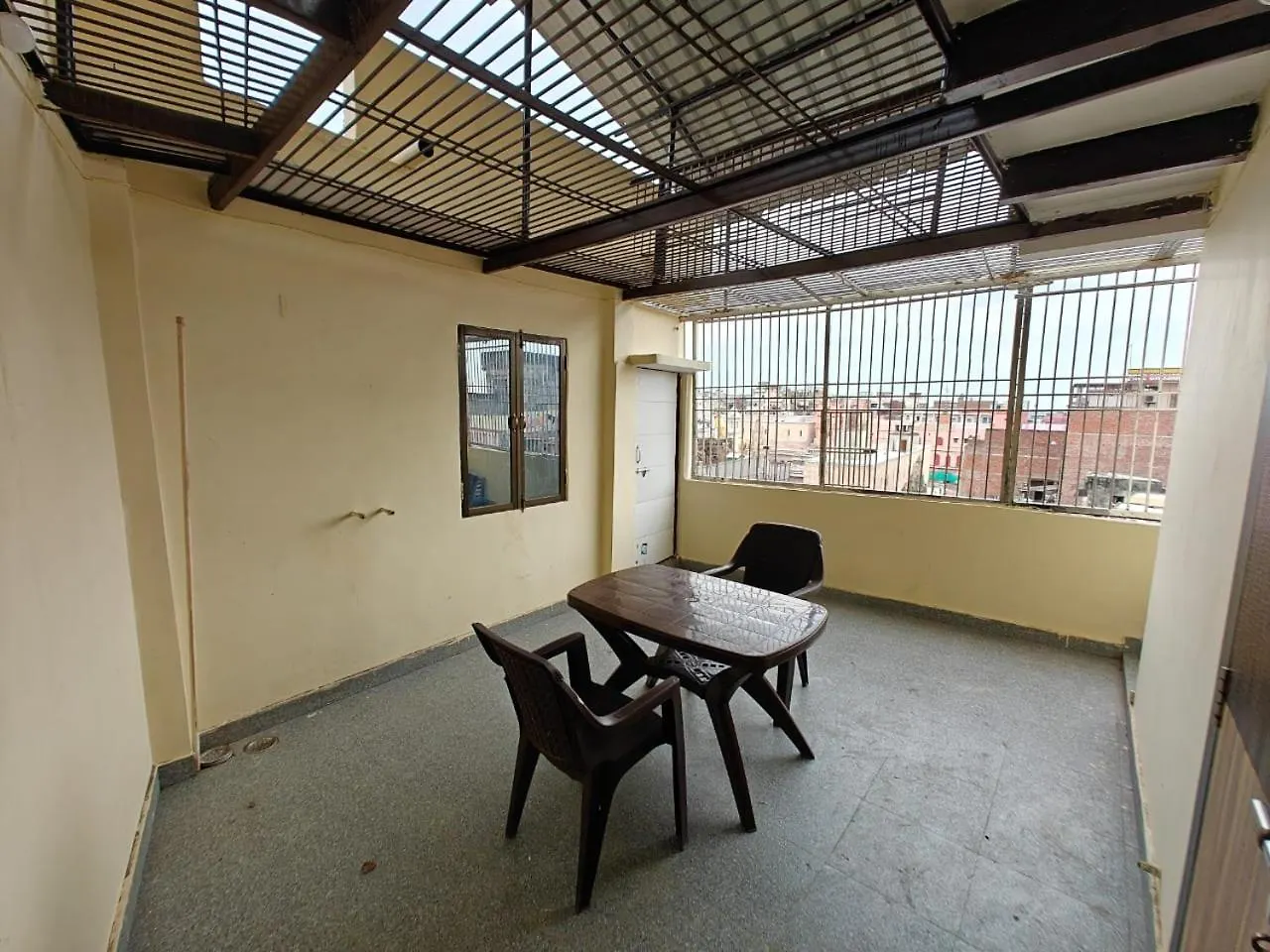 Shri Kailash Pati Guest House- Opposite Kashi Vishwanath Temple Varanasi India